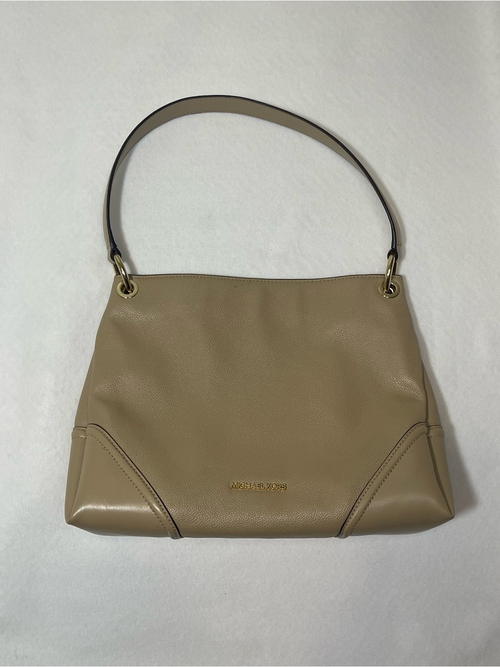 Michael Kors Beige Pebbled Leather Shoulder Bag Gold Hardware Large Hobo - Picture 2 of 9